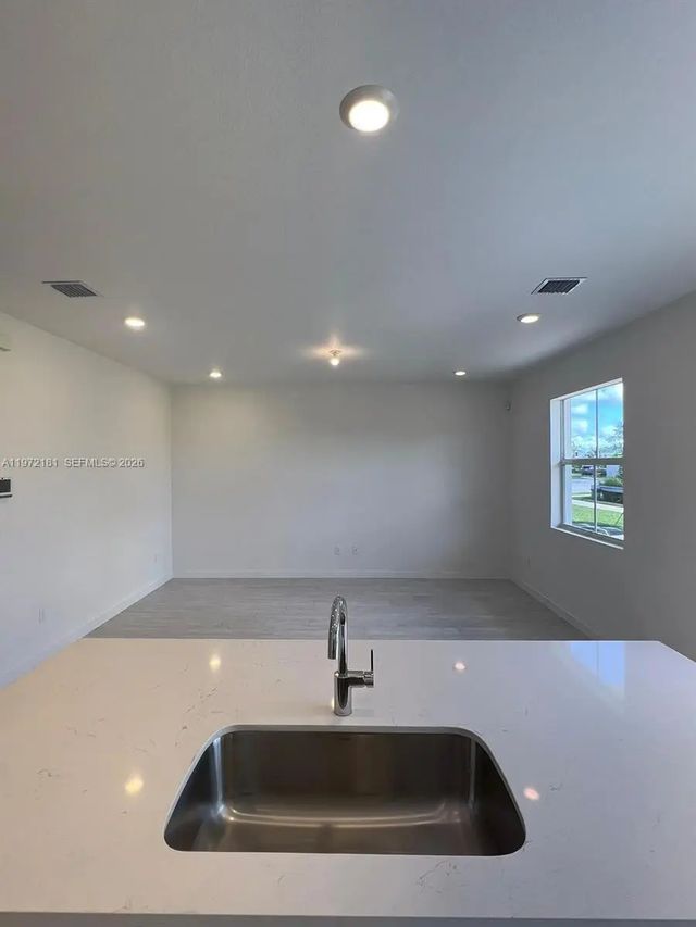5 of 30 - 1765 Se 7th Terrace, Homestead, FL