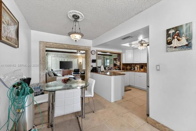 5 of 32 - 1125 Nw 69th Avenue, Margate, FL