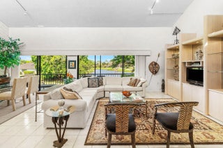 Photo of Listing #B26008084