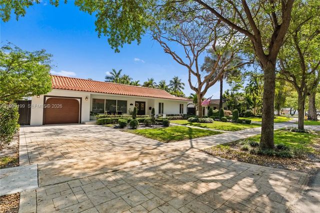 5 of 44 - 7327 Sabal Drive, Miami Lakes, FL