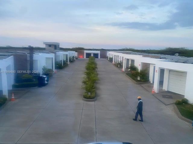 2 of 36 - Motel Sales Motel Sales #5126, , 