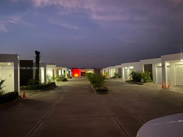 5 of 36 - Motel Sales Motel Sales #5126, , 
