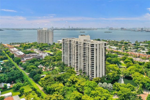 1000 Quayside Terrace #1101, Miami