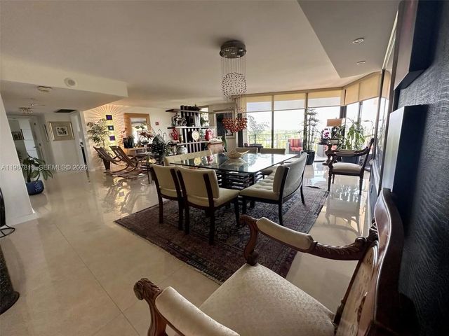 2 of 36 - 1000 Quayside Terrace #1101, Miami, FL