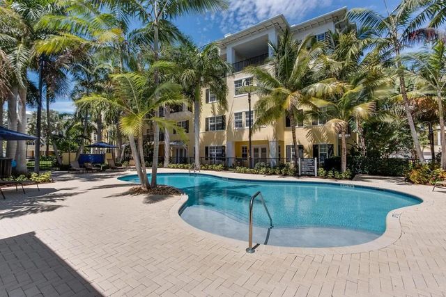 226 N Latitude Circle #207, Delray Beach