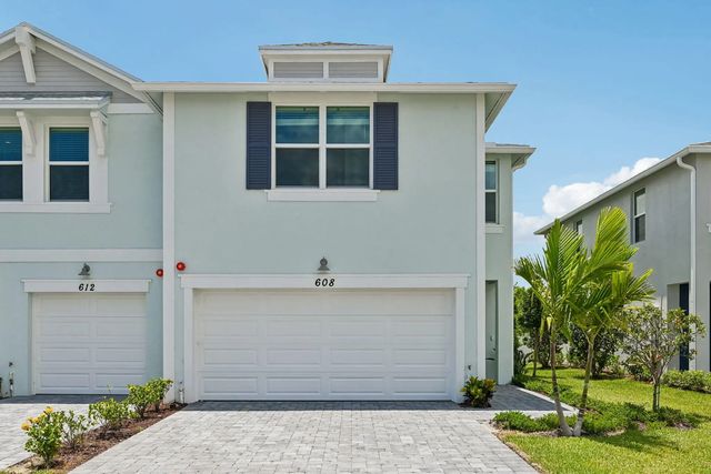 608 Salisbury Circle, Fort Pierce