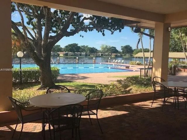 3 of 46 - 200 Berkley Road #123, Hollywood, FL