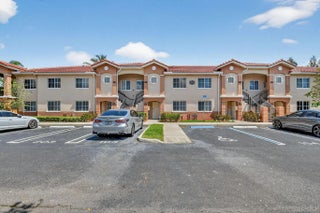 Photo of Listing #B26008191