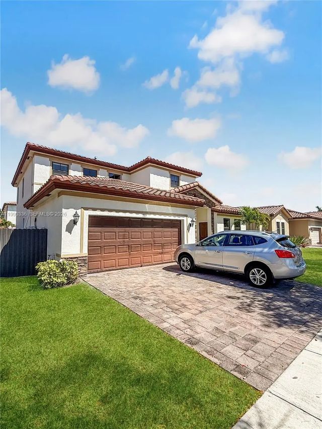 2 of 15 - 709 Se 35th Avenue, Homestead, FL