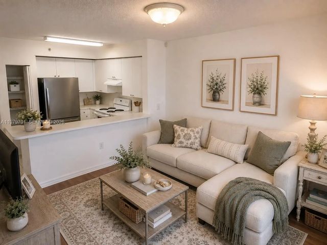 11040 Sw 196th Street #203, Cutler Bay