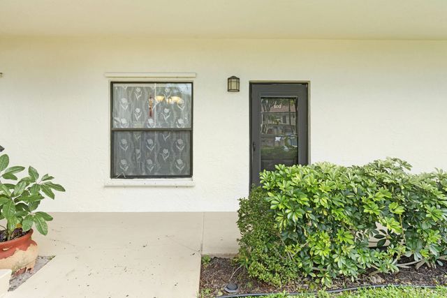 2 of 49 - 3 Vía De Casas Sur #102, Boynton Beach, FL