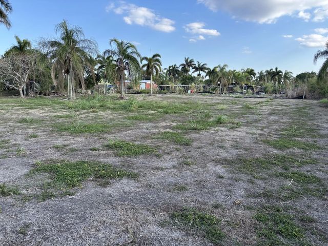 3 of 5 - 0 Airport Road, Pahokee, FL