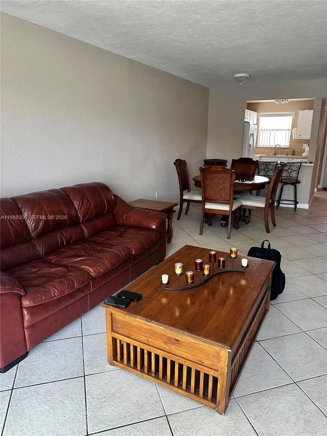 2701 E Sunrise Lakes Drive #209, Sunrise