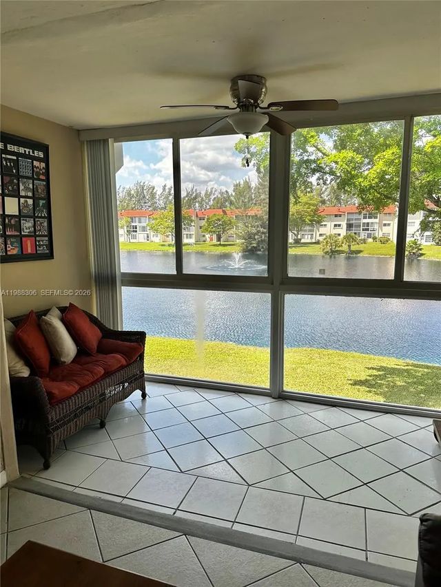 2 of 22 - 2701 E Sunrise Lakes Drive #209, Sunrise, FL