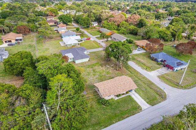 5 of 9 - 3804 Avenue M, Fort Pierce, FL