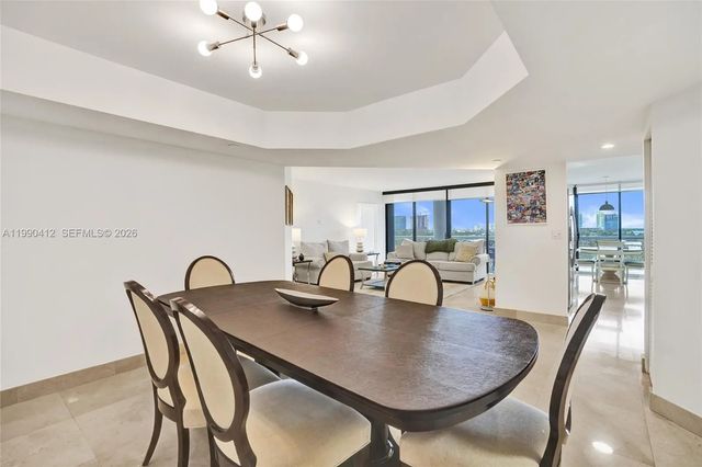 5 of 51 - 3598 Yacht Club Drive #702, Aventura, FL