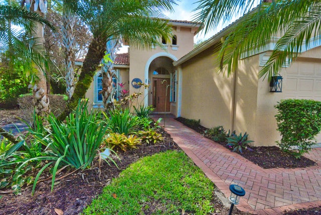 Photo of Listing #B26008296