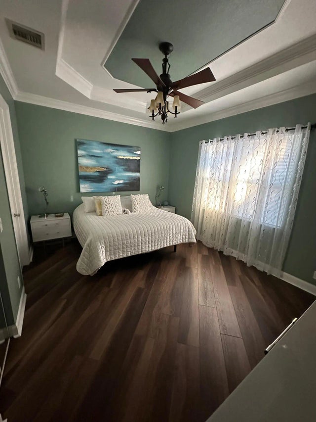 Photo of Listing #B26007661