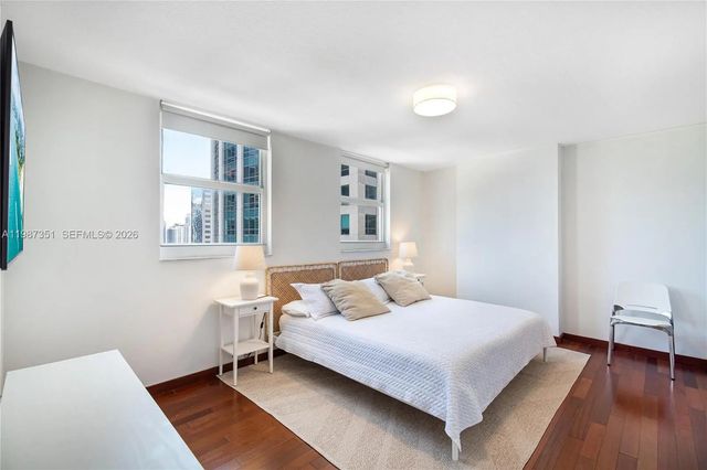 3 of 38 - 1200 Brickell Bay Drive #2824, Miami, FL
