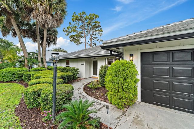 5 of 52 - 18169 Lake Bend Drive, Jupiter, FL