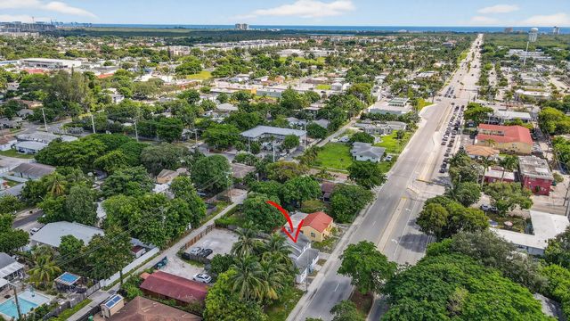 4 of 21 - 220 Sw 16th Street, Dania Beach, FL