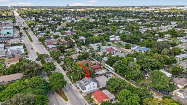 5 of 21 - 220 Sw 16th Street, Dania Beach, FL