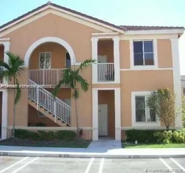 17720 Nw 73rd Avenue #105, Hialeah