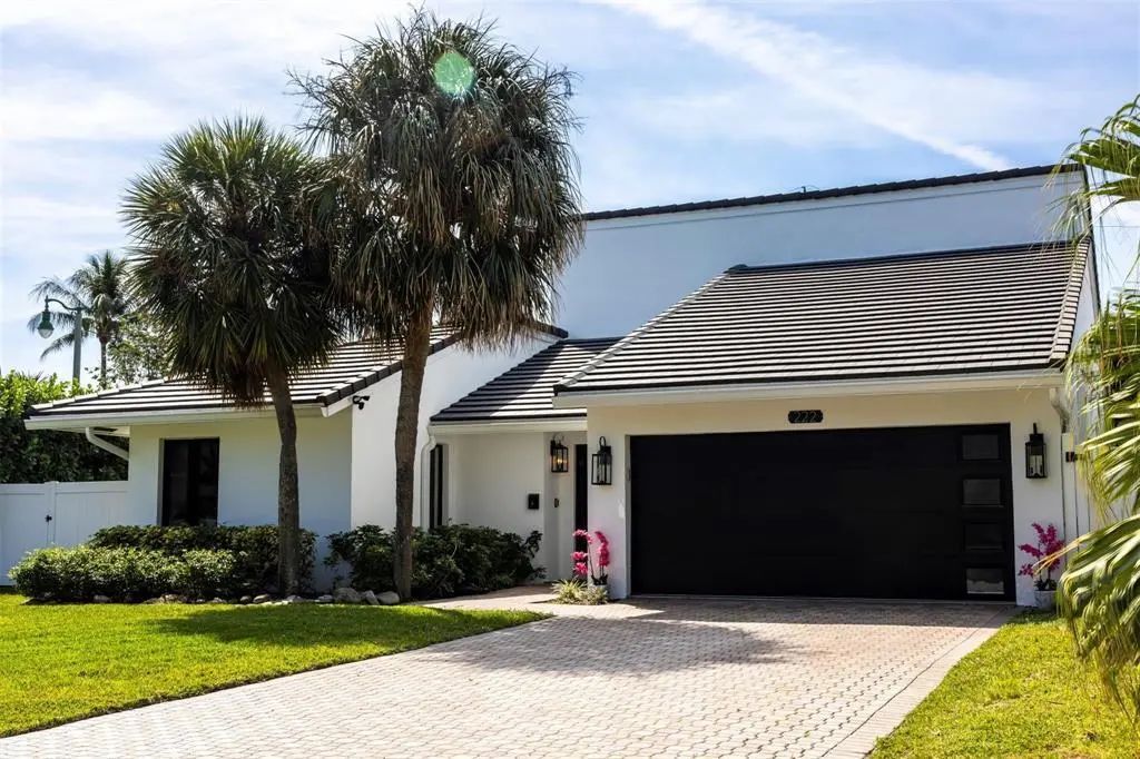 222 N Tradewinds Avenue, Lauderdale By The Sea