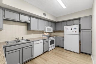 Photo of Listing #B26008091