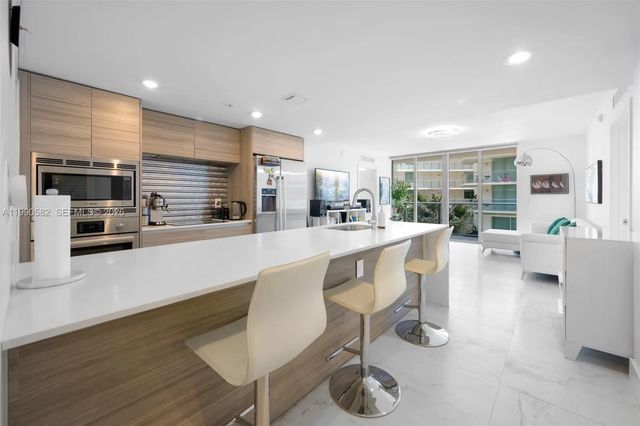 6610 Indian Creek Drive #406, Miami Beach