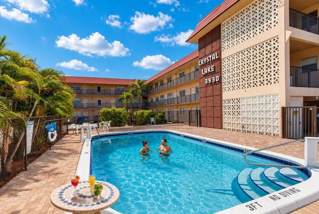 3 of 16 - 3930 Crystal Lake Drive #206, Deerfield Beach, FL