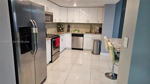 2 of 22 - 11111 Biscayne Boulevard #3f, Miami, FL