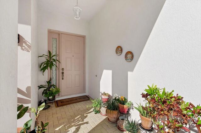 4 of 84 - 9692 Sandpiper Lane, West Palm Beach, FL