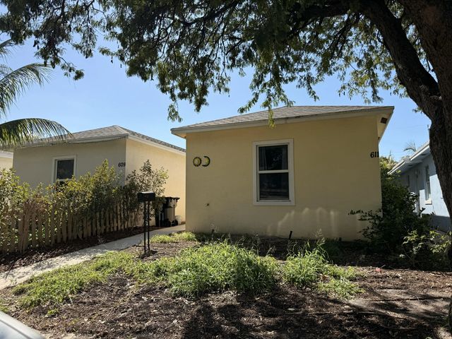 2 of 12 - 611 N F Street, Lake Worth Beach, FL
