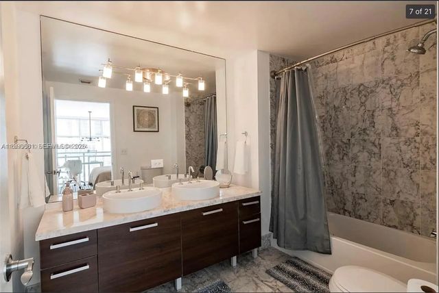 5 of 19 - 253 Ne 2nd Street #617, Miami, FL