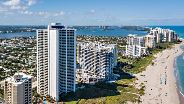 3000 N Ocean Drive #32e, Singer Island