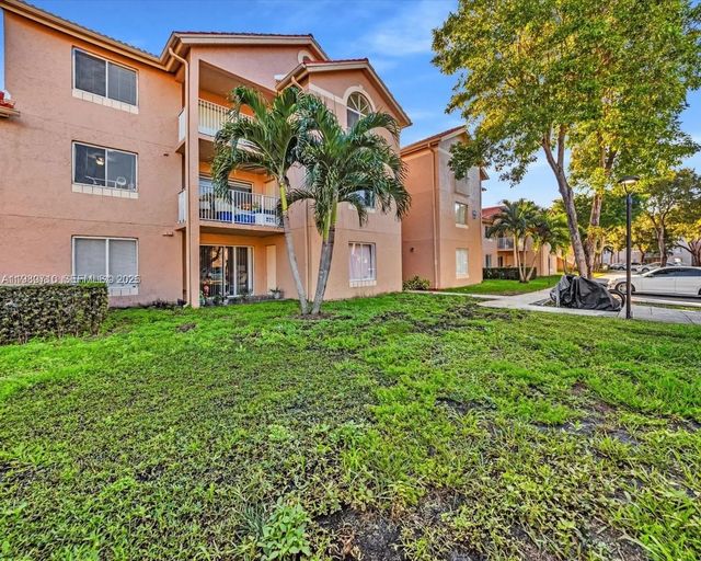 2 of 64 - 15770 Sw 106th Terrace #303, Miami, FL