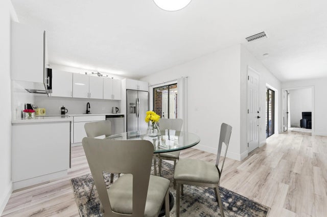 Photo of Listing #B26008011