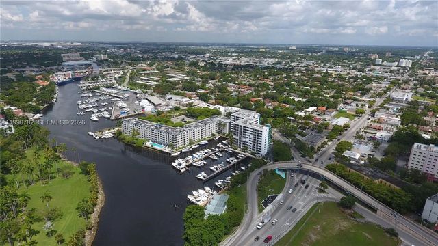4 of 6 - 1700 N River Drive, Miami, FL