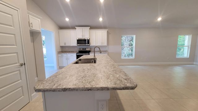 4 of 17 - 8844 Waterstone Boulevard, Fort Pierce, FL