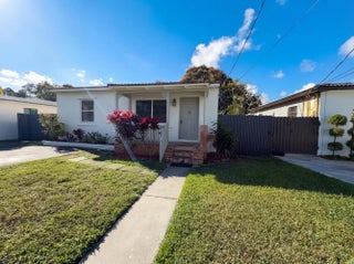 Photo of Listing #B26008739