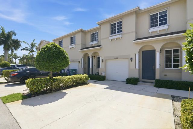 2 of 43 - 21482 Nw 14th Court #21482, Miami Gardens, FL
