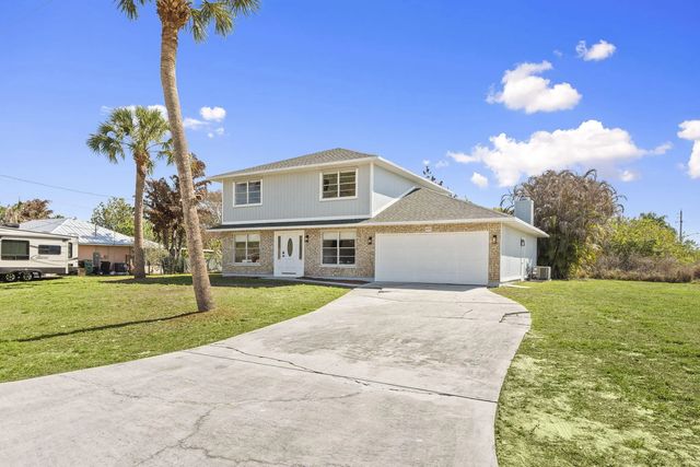 405 Ne Midvale Street, Port St. Lucie