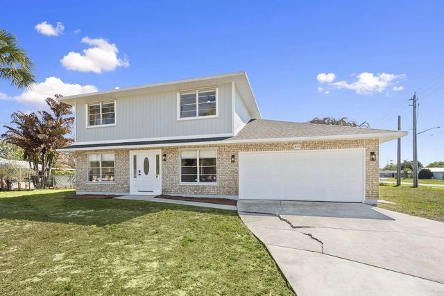 3 of 60 - 405 Ne Midvale Street, Port St. Lucie, FL