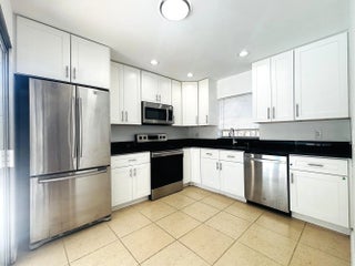 Photo of Listing #B26008021