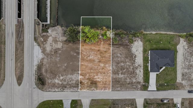 2 of 5 - 1525 Nw 17th Street, Cape Coral, FL