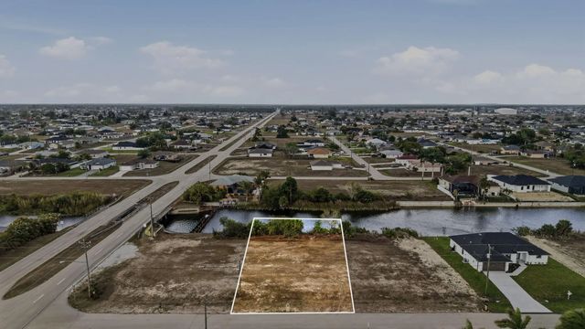 3 of 5 - 1525 Nw 17th Street, Cape Coral, FL