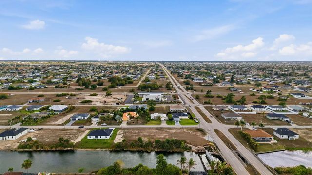 4 of 5 - 1525 Nw 17th Street, Cape Coral, FL