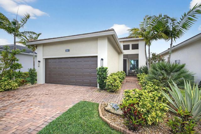 4 of 104 - 4805 Saint Armands Way, Westlake, FL