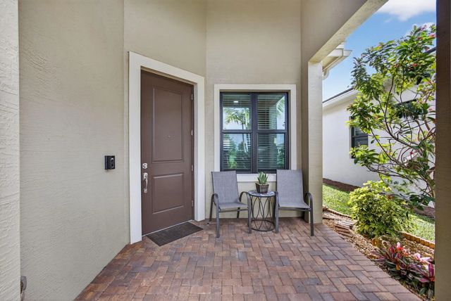 5 of 104 - 4805 Saint Armands Way, Westlake, FL
